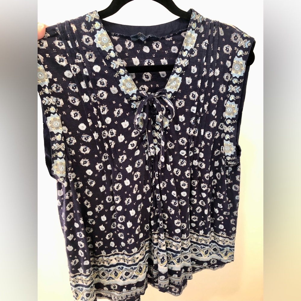 Lucky Brand Blue Patterned Cotton Top - Tie Neck and Vertical Pleating - Size XL